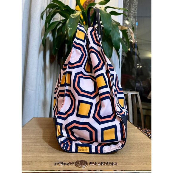 SOLD OUT TORY BURCH - Picture 8 of 14